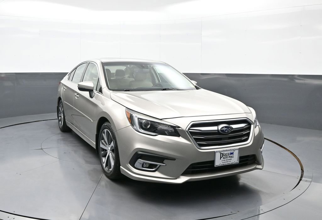 Used 2018 Subaru Legacy 2.5i Limited image 3