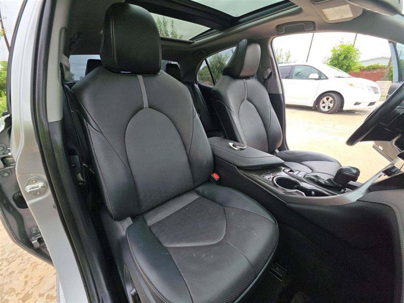 Used 2024 Toyota Camry XSE w/ Navigation Package FWD image 8