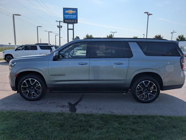 Used 2023 Chevrolet Suburban RST w/ Luxury Package AWD/4WD image 11