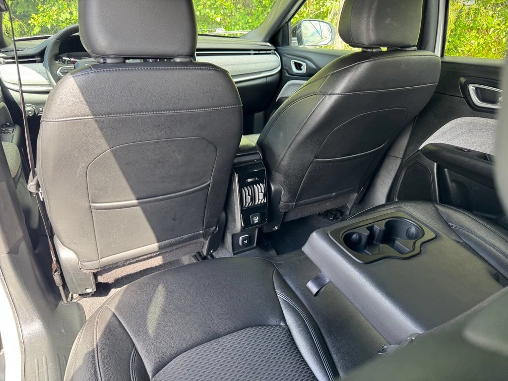 Used 2024 Jeep Compass Latitude AWD/4WD image 15
