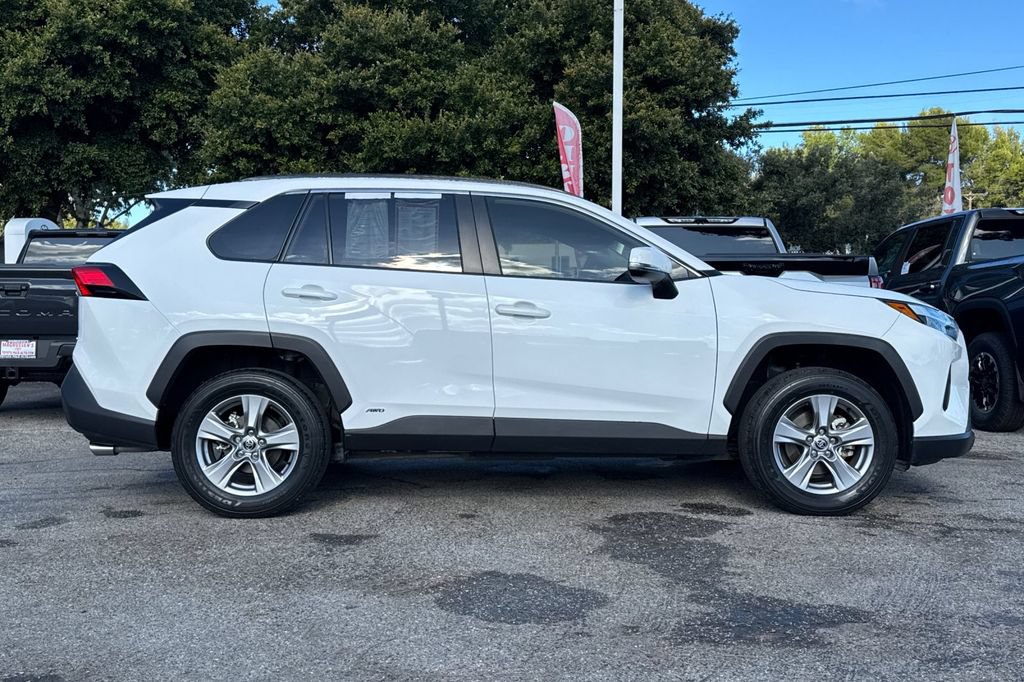 Used 2023 Toyota RAV4 XLE w/ Convenience Package AWD/4WD image 2