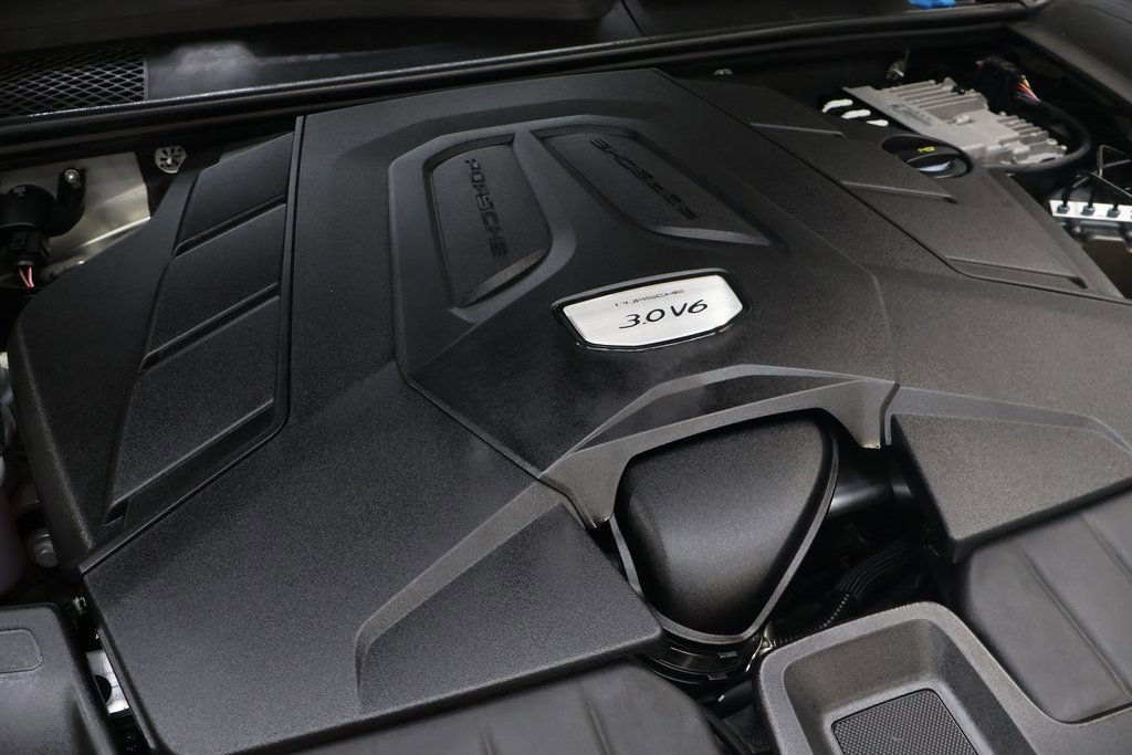Used 2021 Porsche Cayenne image 26