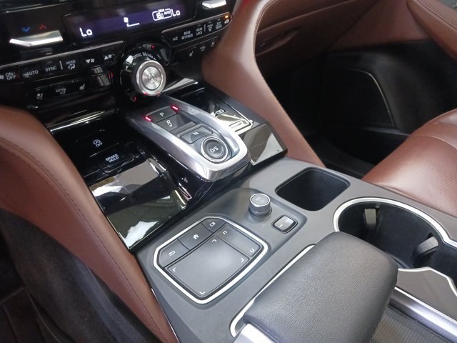 Used 2023 Acura MDX SH-AWD w/ Advance Package image 25