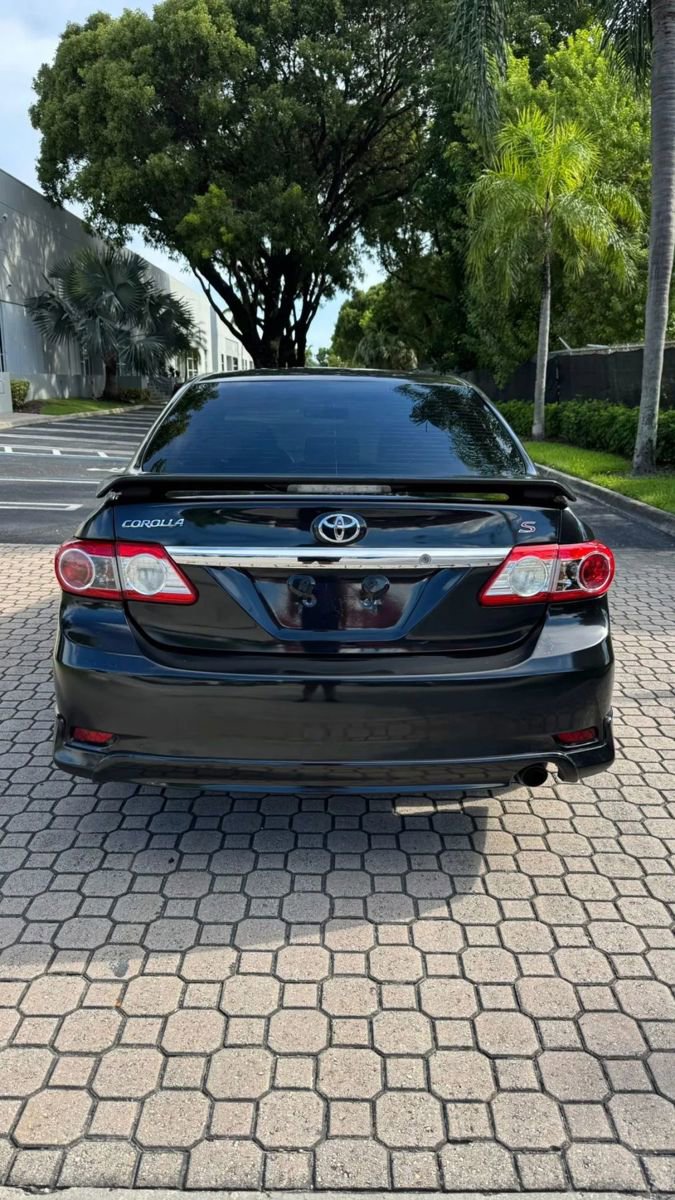 Used 2012 Toyota Corolla S image 4