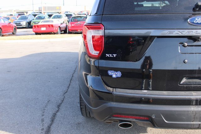Used 2018 Ford Explorer XLT w/ Equipment Group 202A image 46
