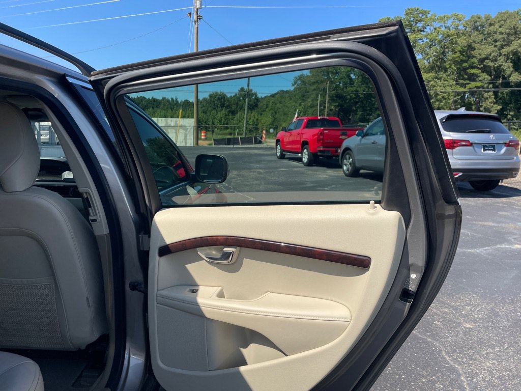 Used 2015 Volvo XC70 T6 Premier Plus AWD/4WD image 19