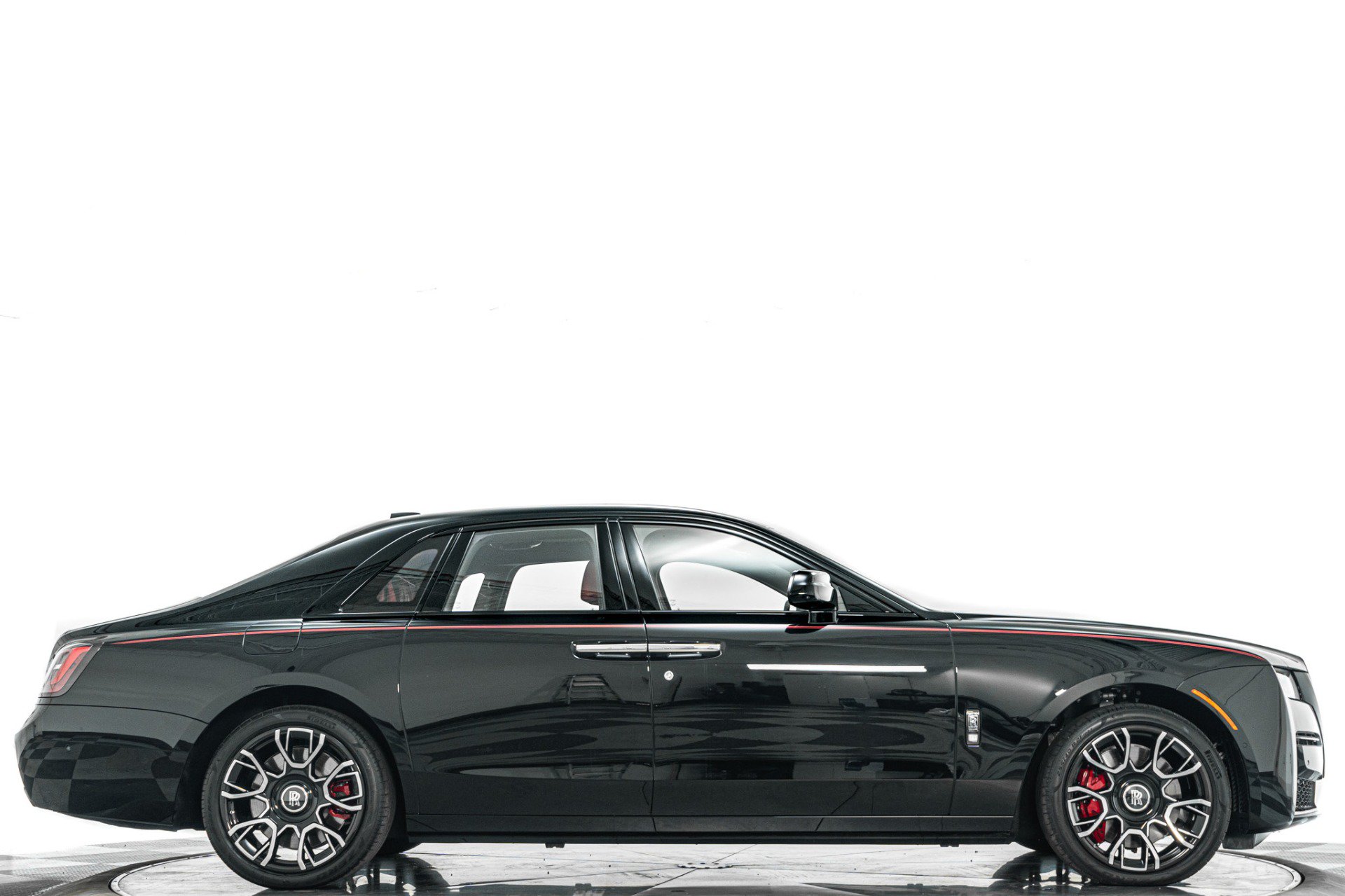 Used 2023 Rolls-Royce Ghost Black Badge w/ Black Badge Ghost Package AWD/4WD image 2