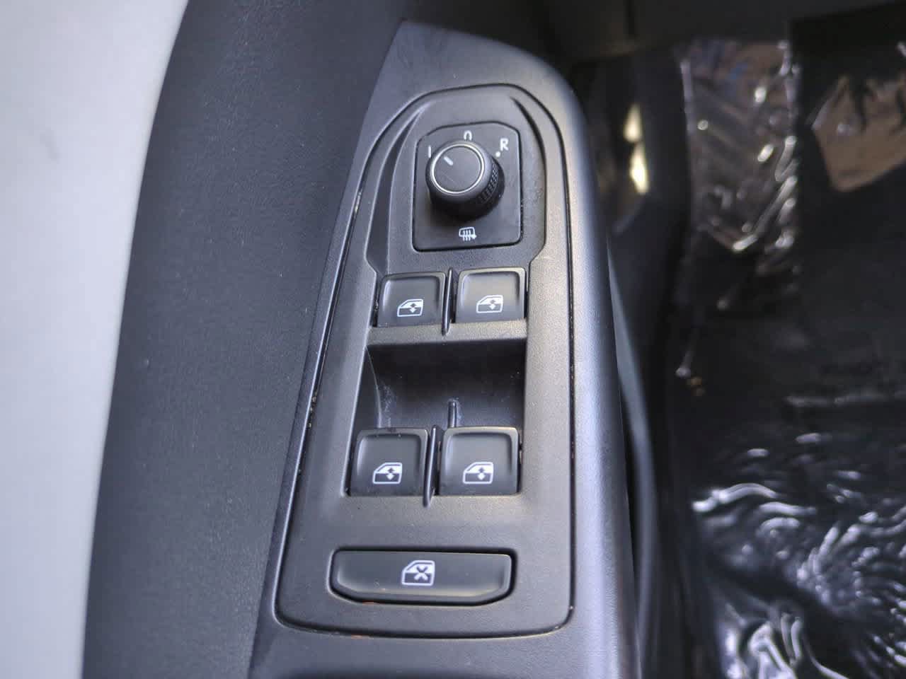 Used 2025 Volkswagen Taos SE AWD/4WD image 22