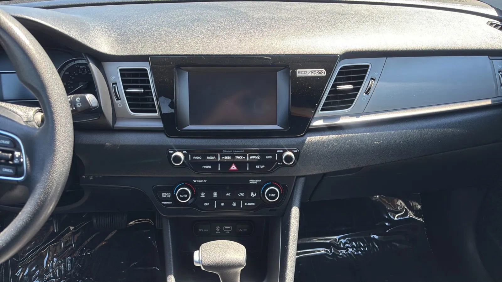 Used 2017 Kia Niro FE FWD image 14