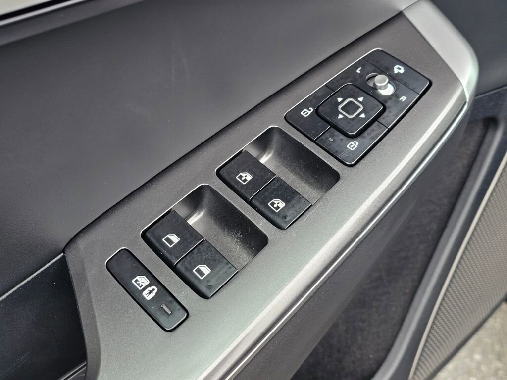 Certified 2023 Kia EV6 Wind AWD/4WD image 31