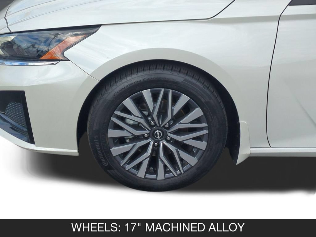Certified 2023 Nissan Altima 2.5 SV FWD image 11