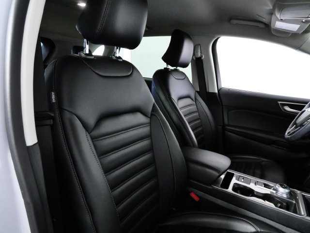 Certified 2024 Ford Edge SEL w/ Convenience Package AWD/4WD image 11