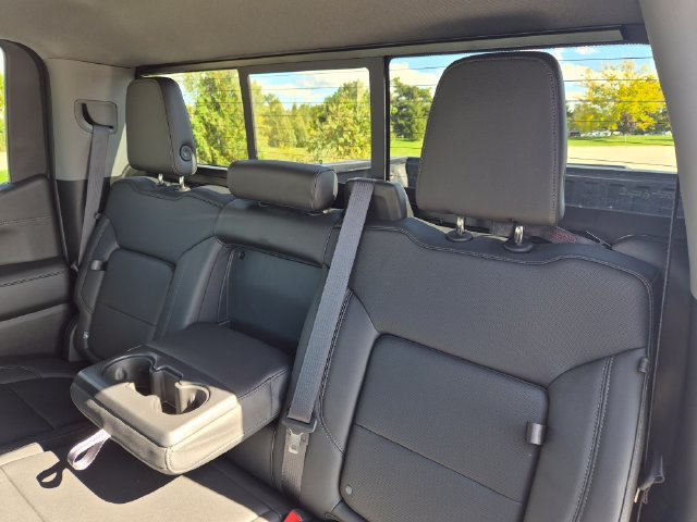 Used 2020 Chevrolet Silverado 1500 LTZ AWD/4WD image 29