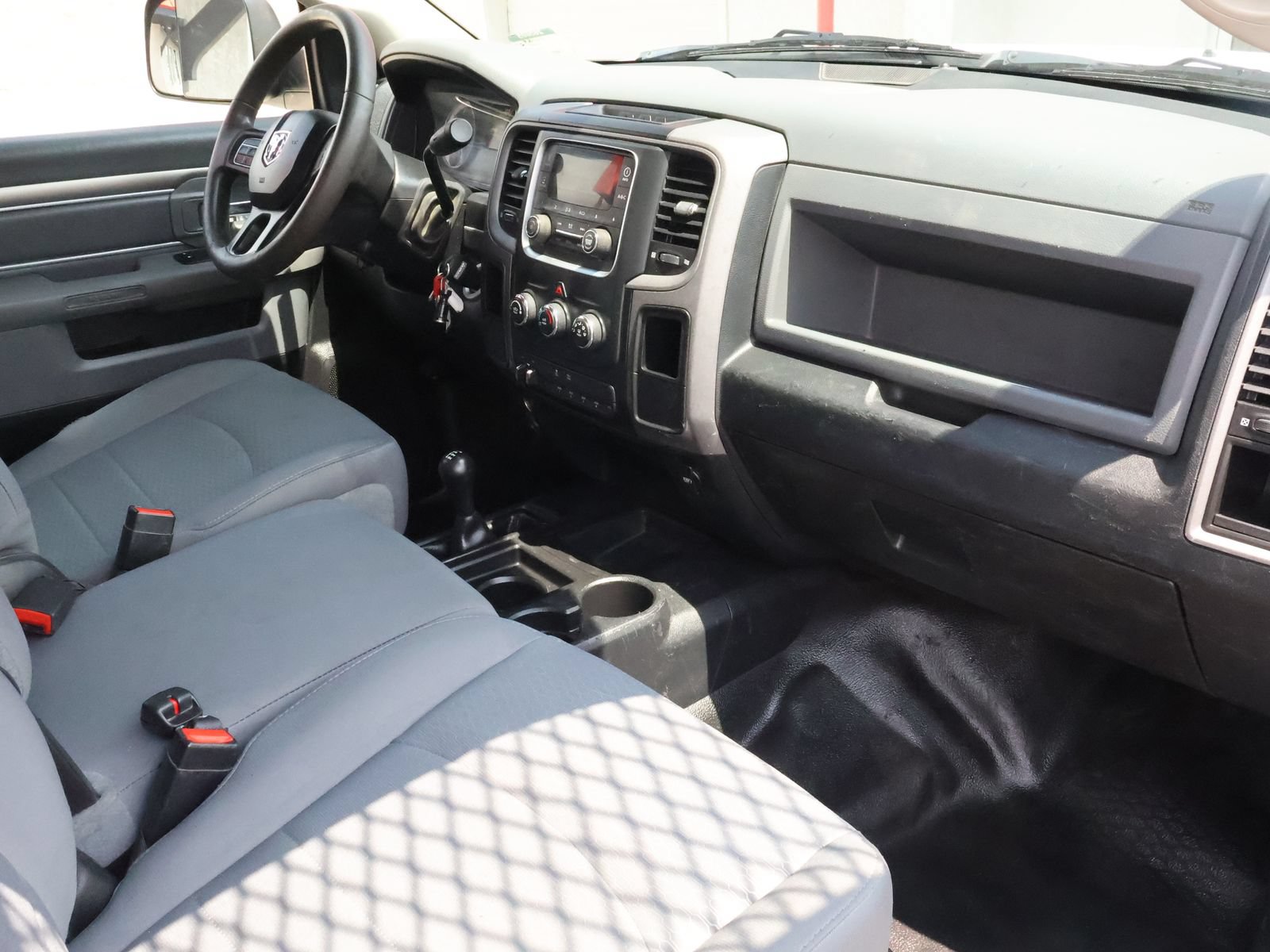 Used 2018 RAM 5500 Tradesman w/ Payload Upgrade Package AWD/4WD image 41