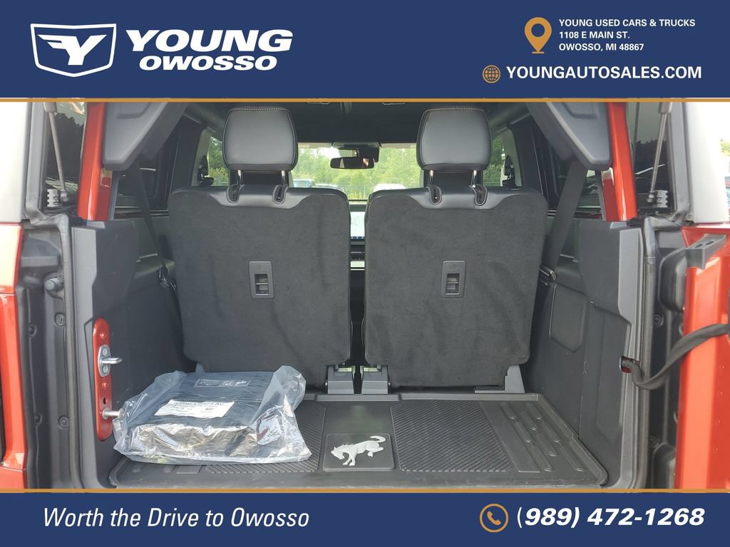 Used 2023 Ford Bronco Badlands w/ Sasquatch Package AWD/4WD image 3
