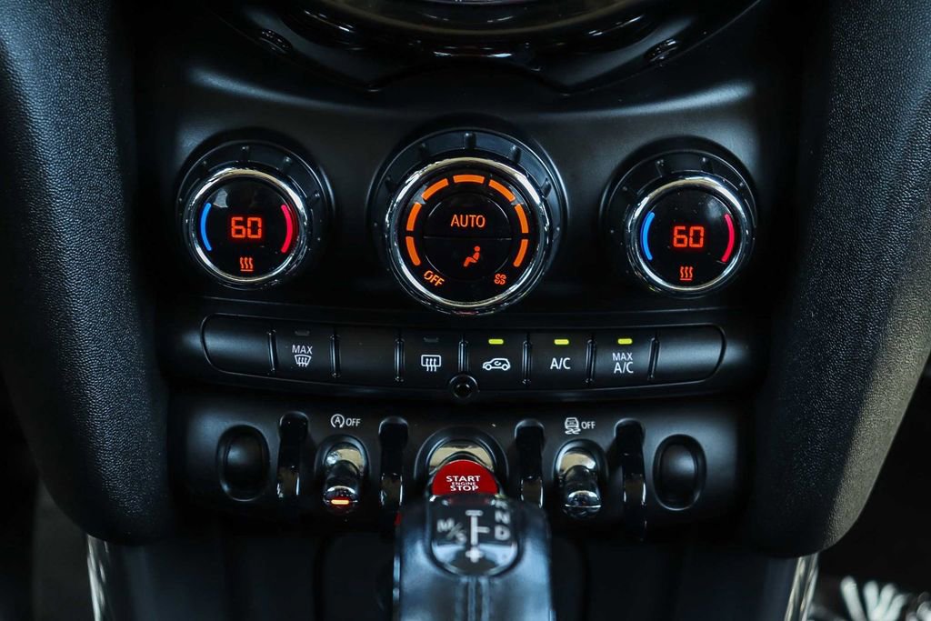 Used 2017 MINI Cooper 2-Door Hardtop FWD image 17