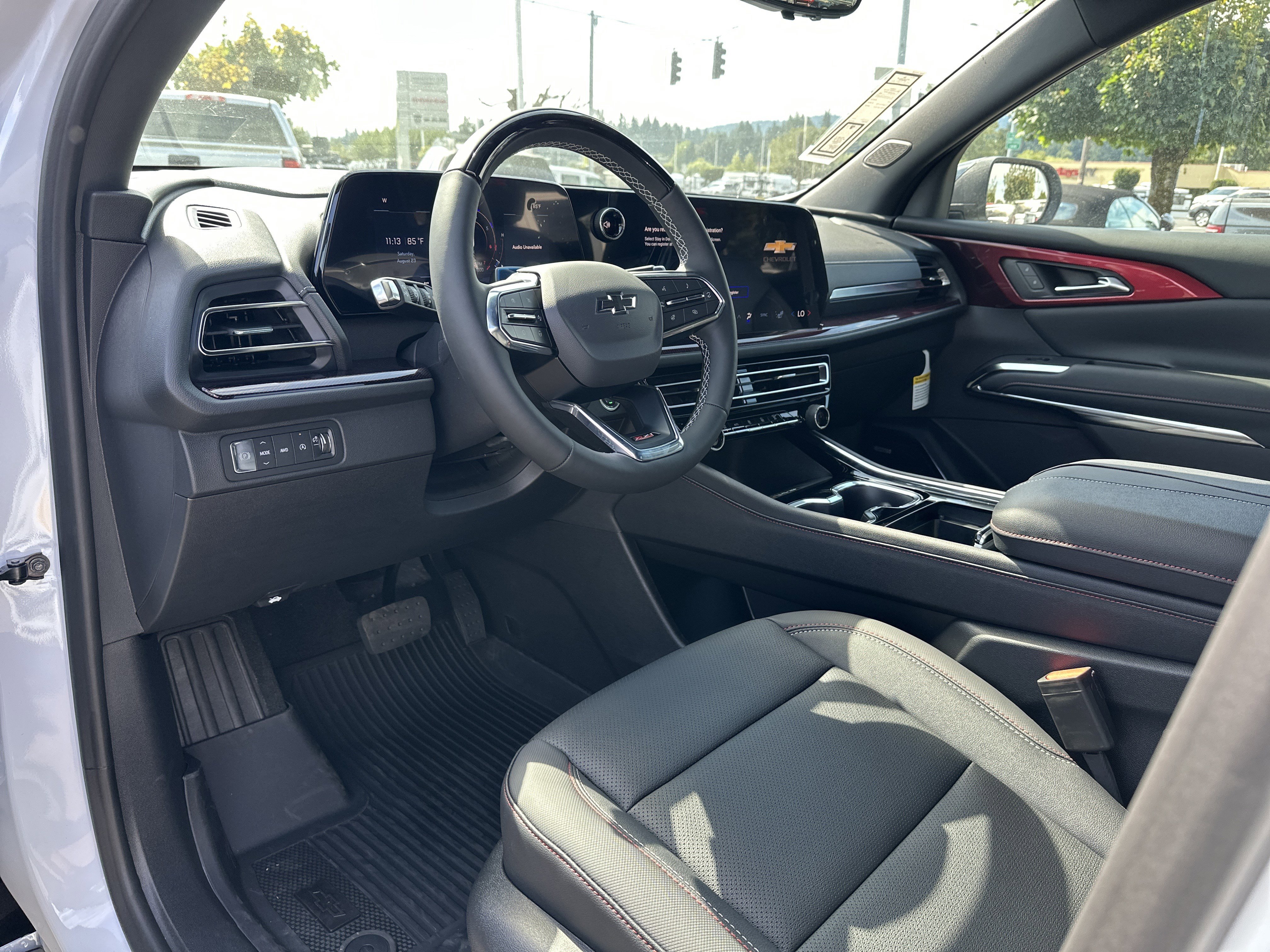 New 2026 Chevrolet Traverse Z71 w/ Enhanced Driving Package image 9