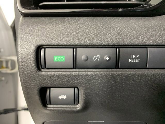 Used 2025 Nissan Sentra SV w/ All-Weather Package FWD image 16