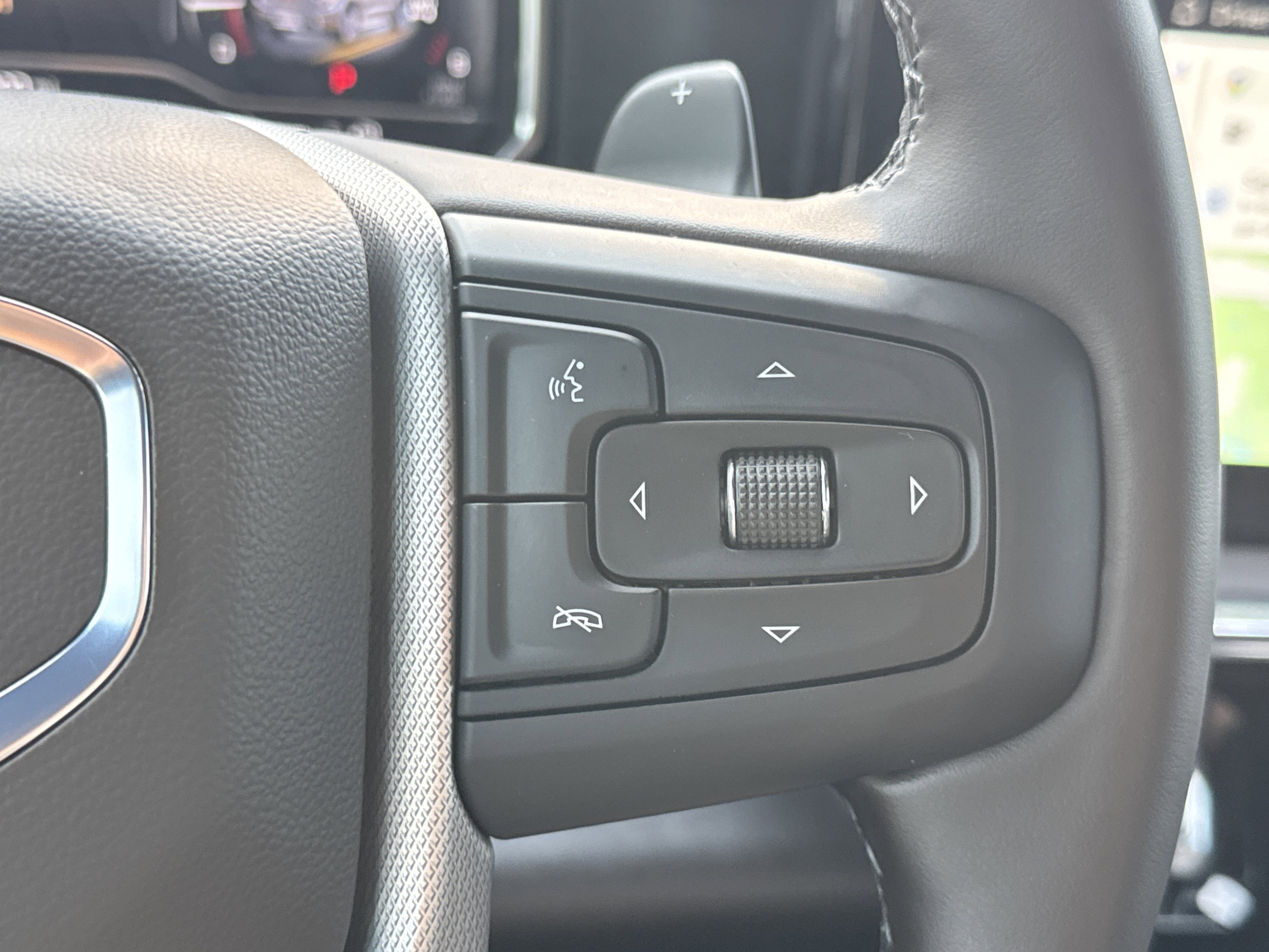 Used 2025 GMC Sierra 1500 Denali w/ Technology Package image 18