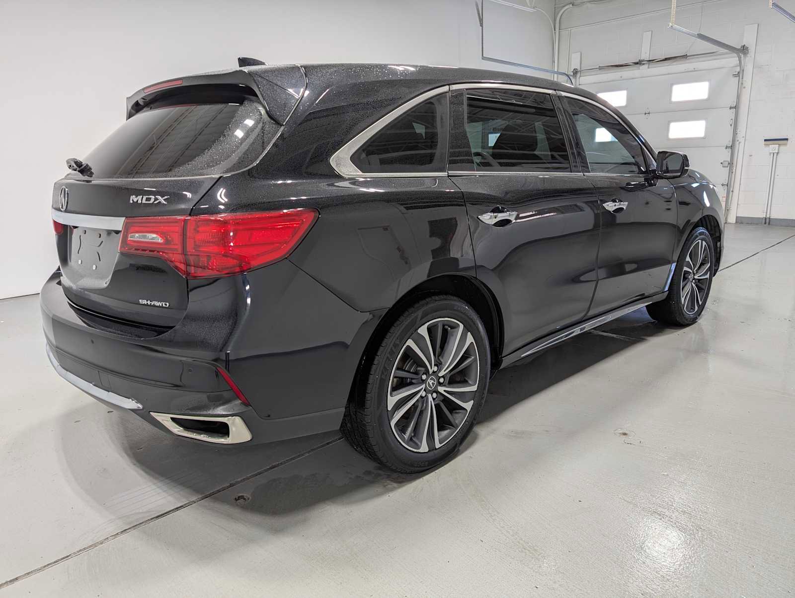 Used 2020 Acura MDX SH-AWD w/ Technology Package image 8