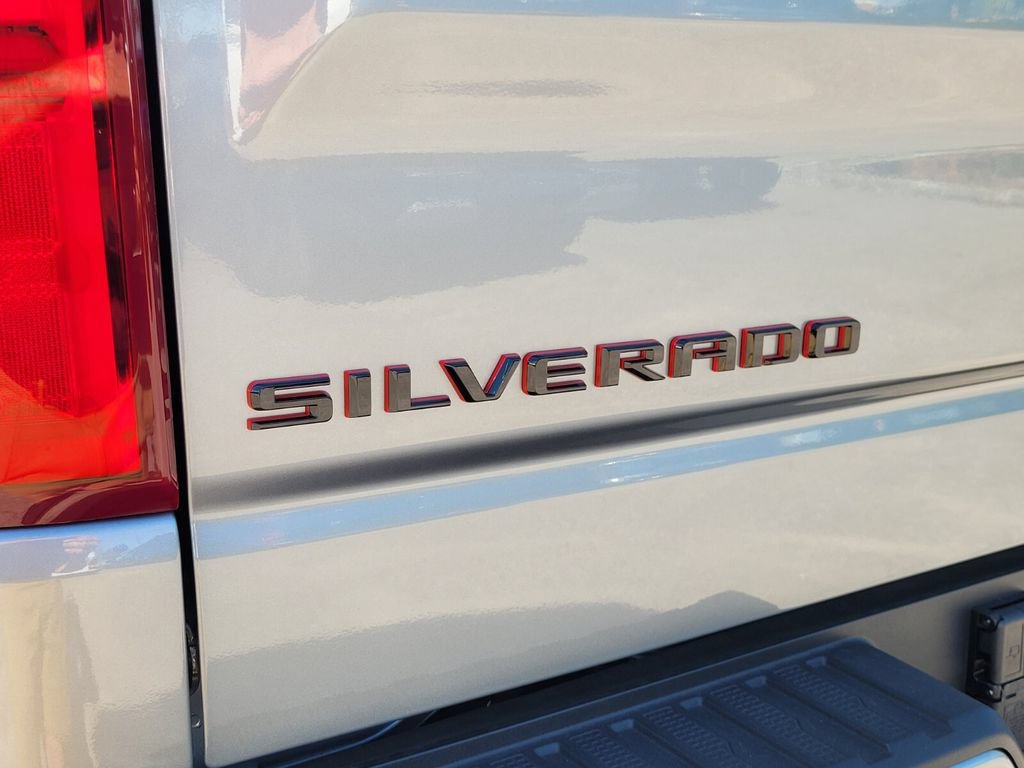 New 2025 Chevrolet Silverado 1500 RST w/ Redline Edition AWD/4WD image 14