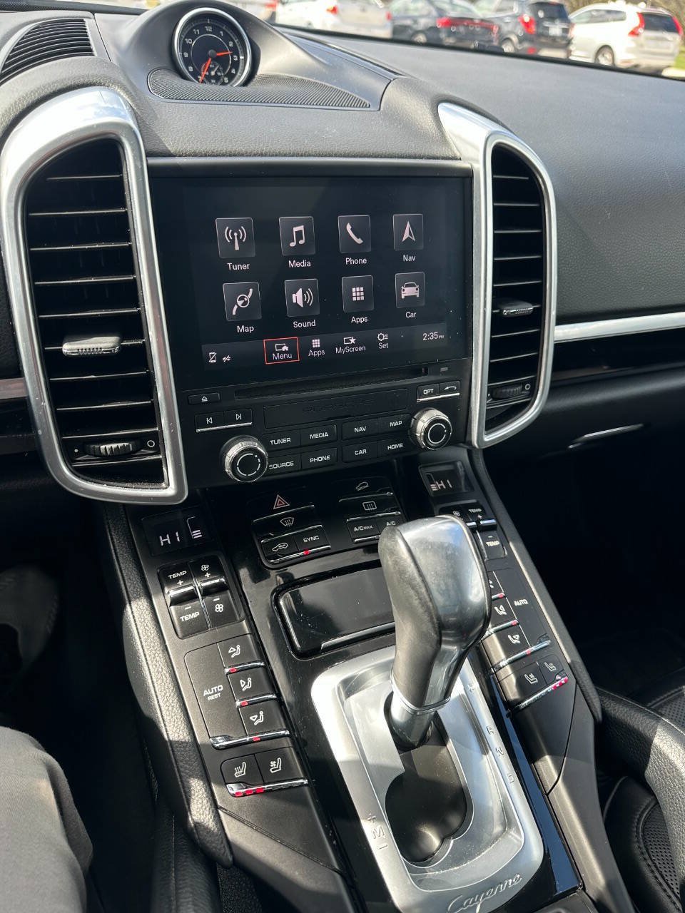 Used 2017 Porsche Cayenne Platinum Edition AWD/4WD image 24