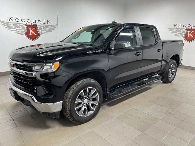 Used 2022 Chevrolet Silverado 1500 LT image 3