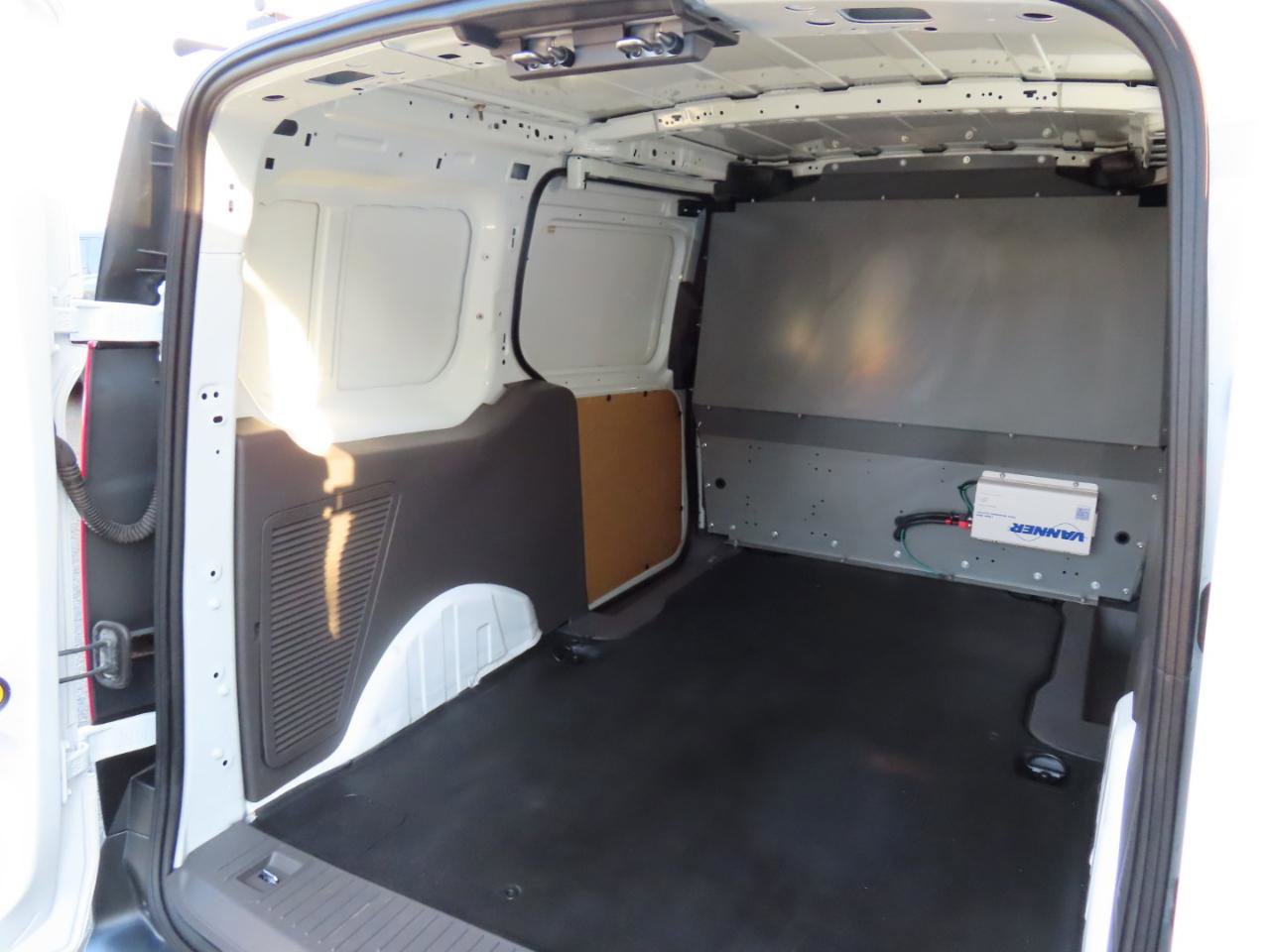 Used 2020 Ford Transit Connect XL image 17