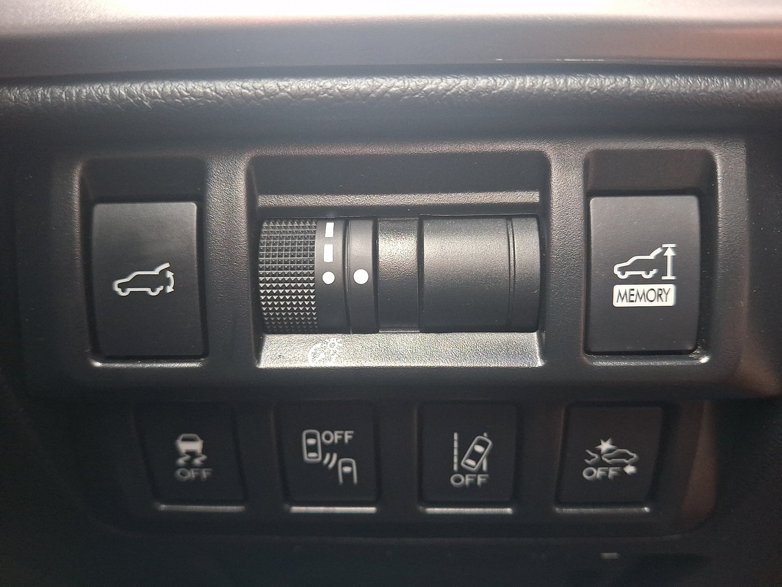Used 2018 Subaru Outback 2.5i Limited AWD/4WD image 26