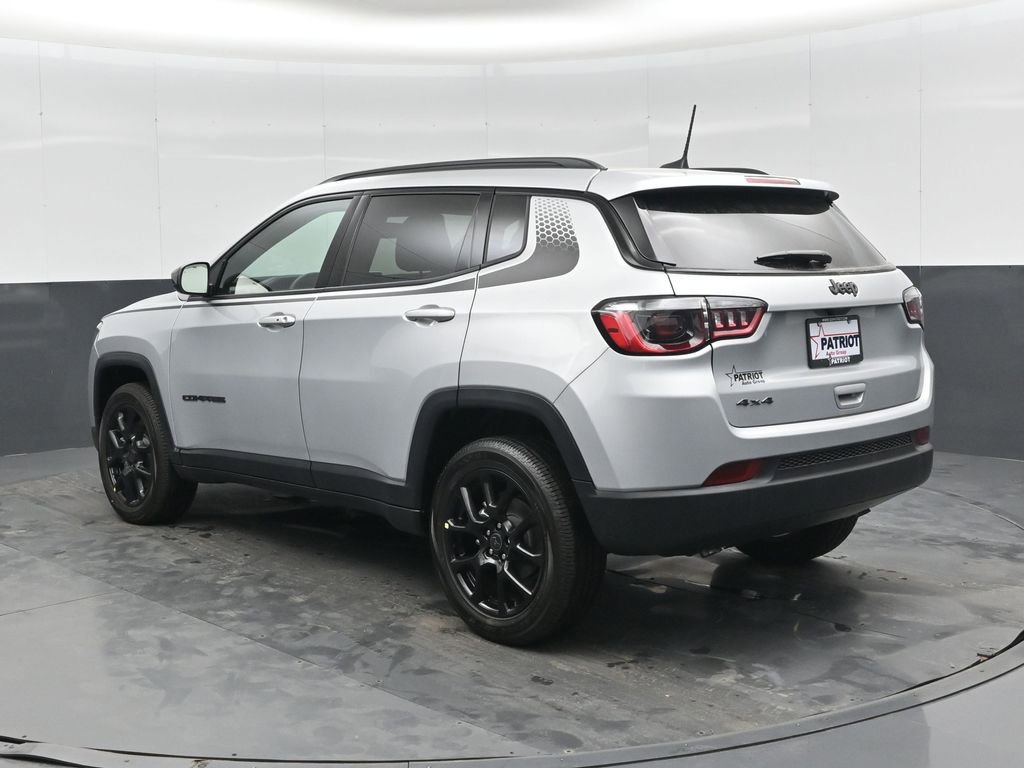 New 2026 Jeep Compass Latitude AWD/4WD image 5