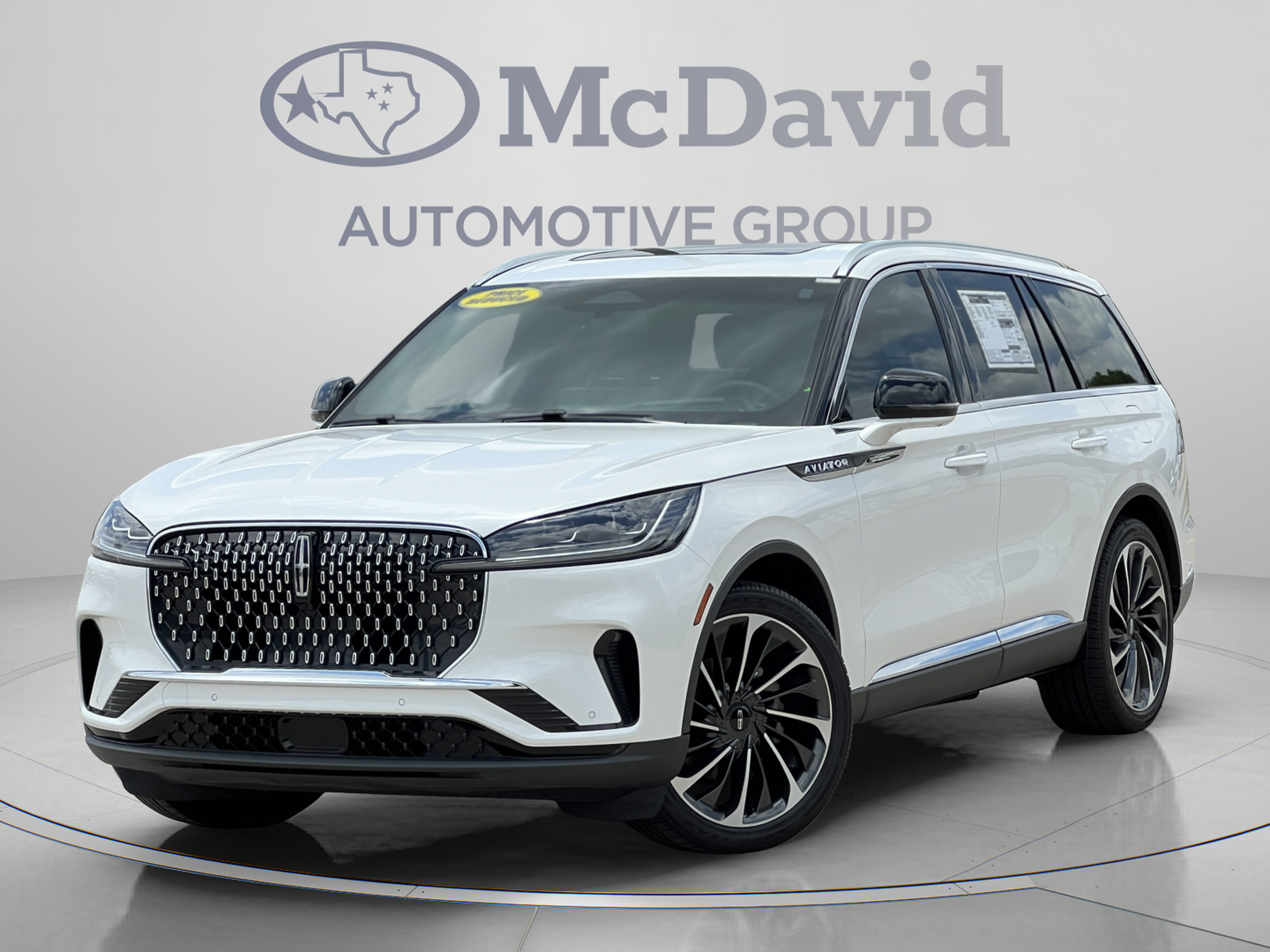 New 2025 Lincoln Aviator Reserve w/ Luxury Package RWD image 1