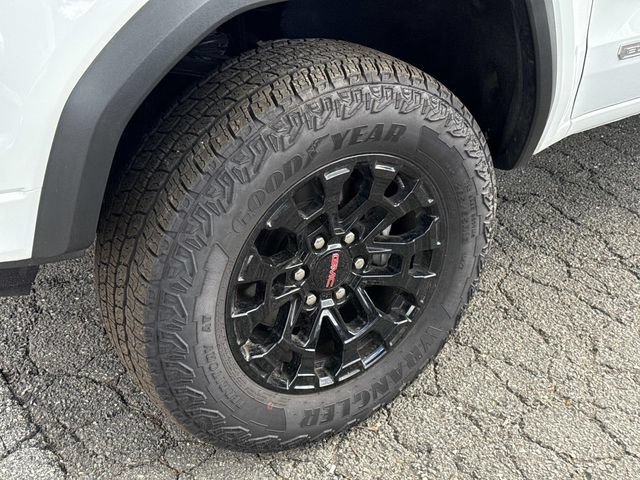 New 2026 GMC Canyon Elevation RWD image 7