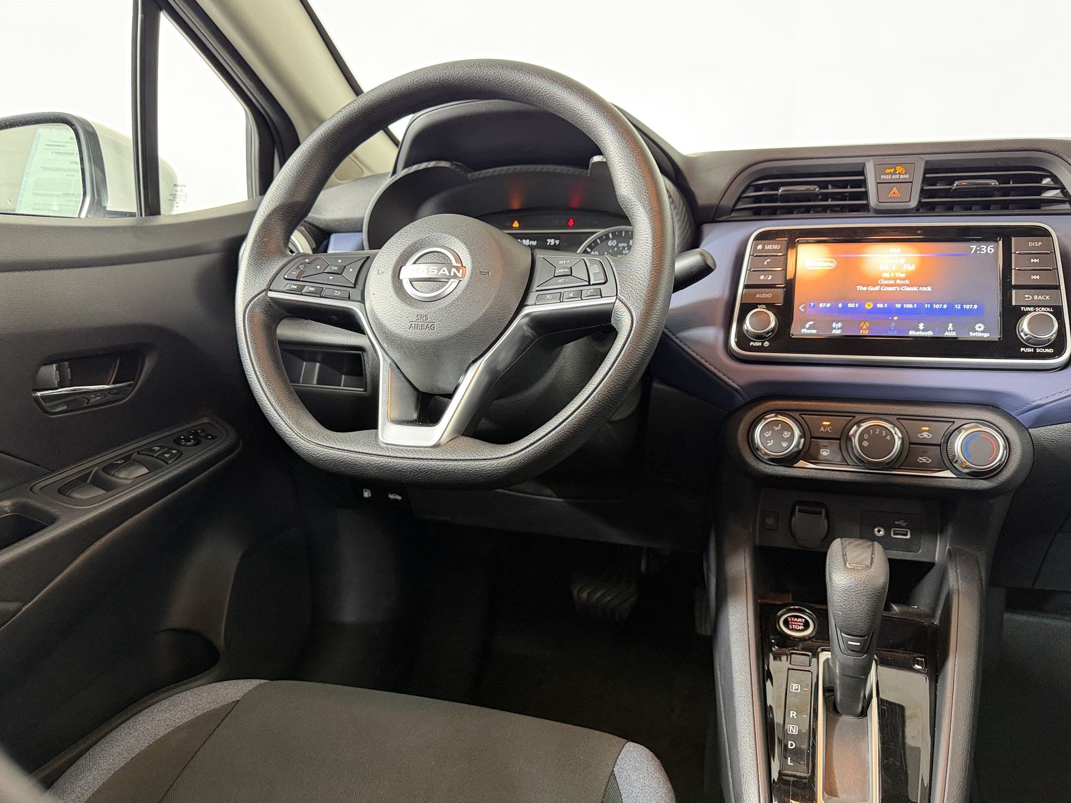 Used 2024 Nissan Versa SV FWD image 28