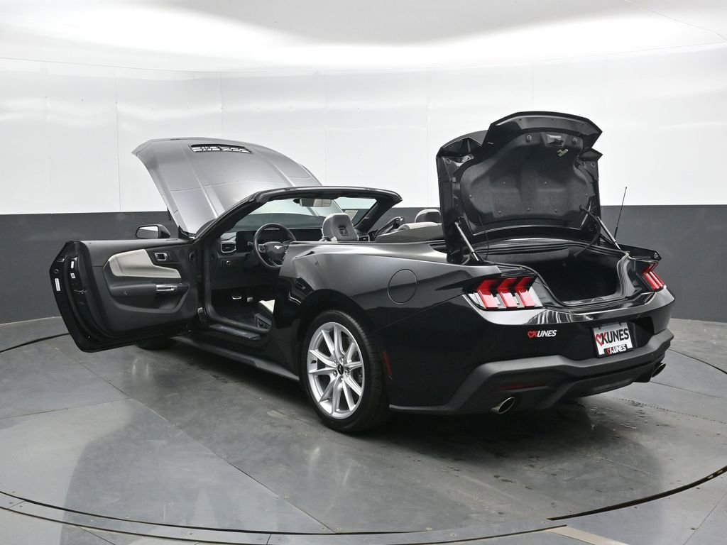 Used 2025 Ford Mustang GT Premium RWD image 49