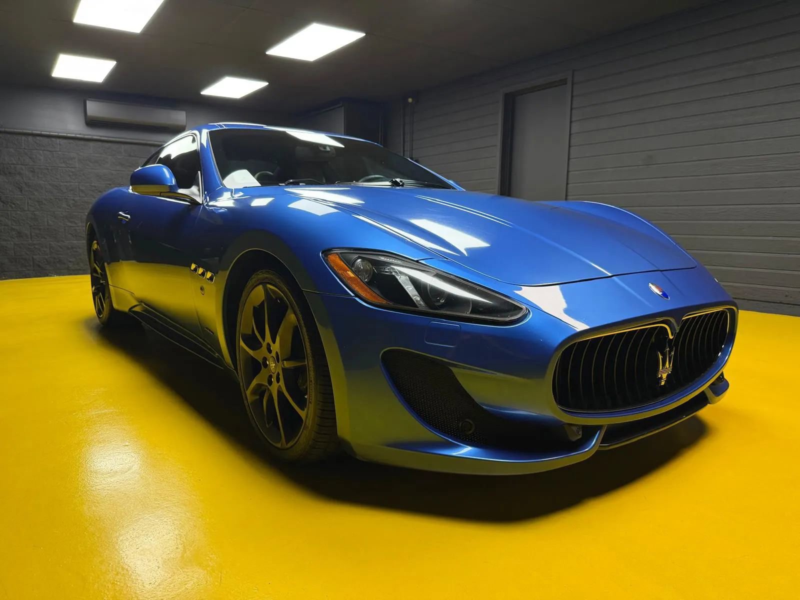Used 2013 Maserati GranTurismo MC RWD image 3
