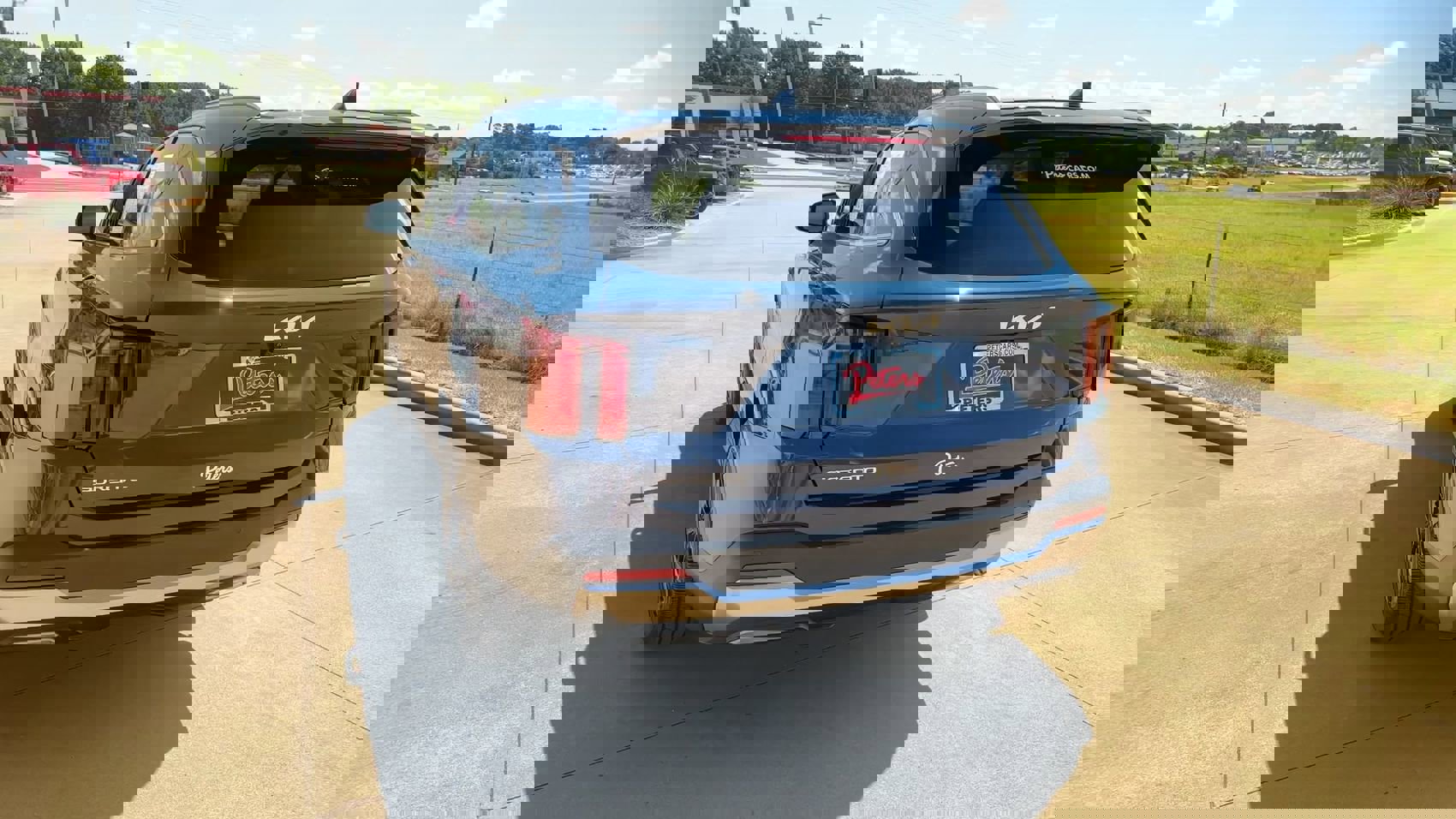 Used 2025 Kia Sorento EX w/ Panoramic Sunroof Package image 6