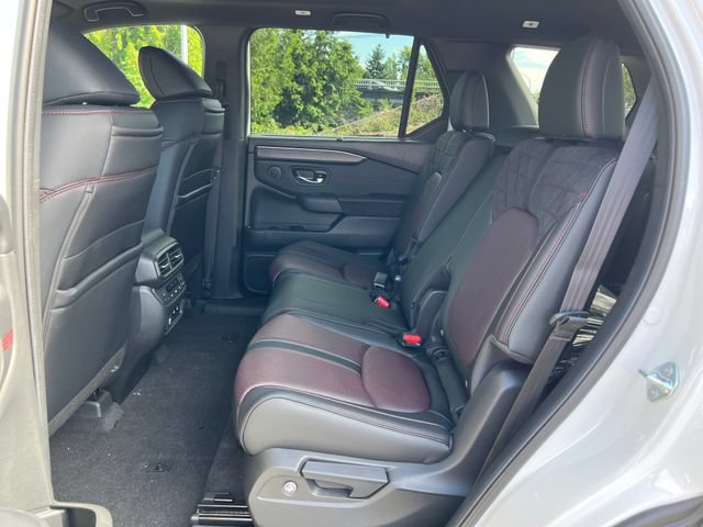 New 2026 Honda Pilot Black Edition image 15