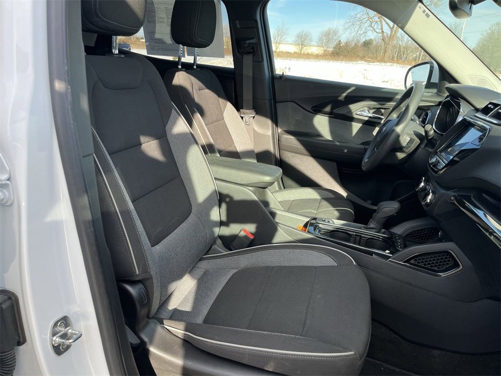 Certified 2023 Chevrolet TrailBlazer LT w/ Convenience Package image 26