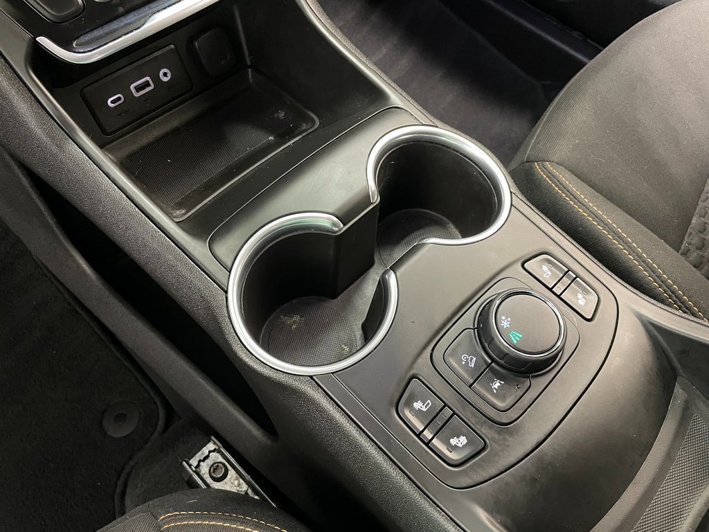 Certified 2021 GMC Terrain SLE w/ Driver Convenience Package image 28