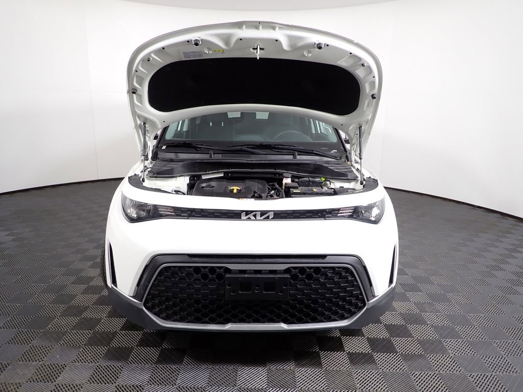 Used 2025 Kia Soul LX image 6
