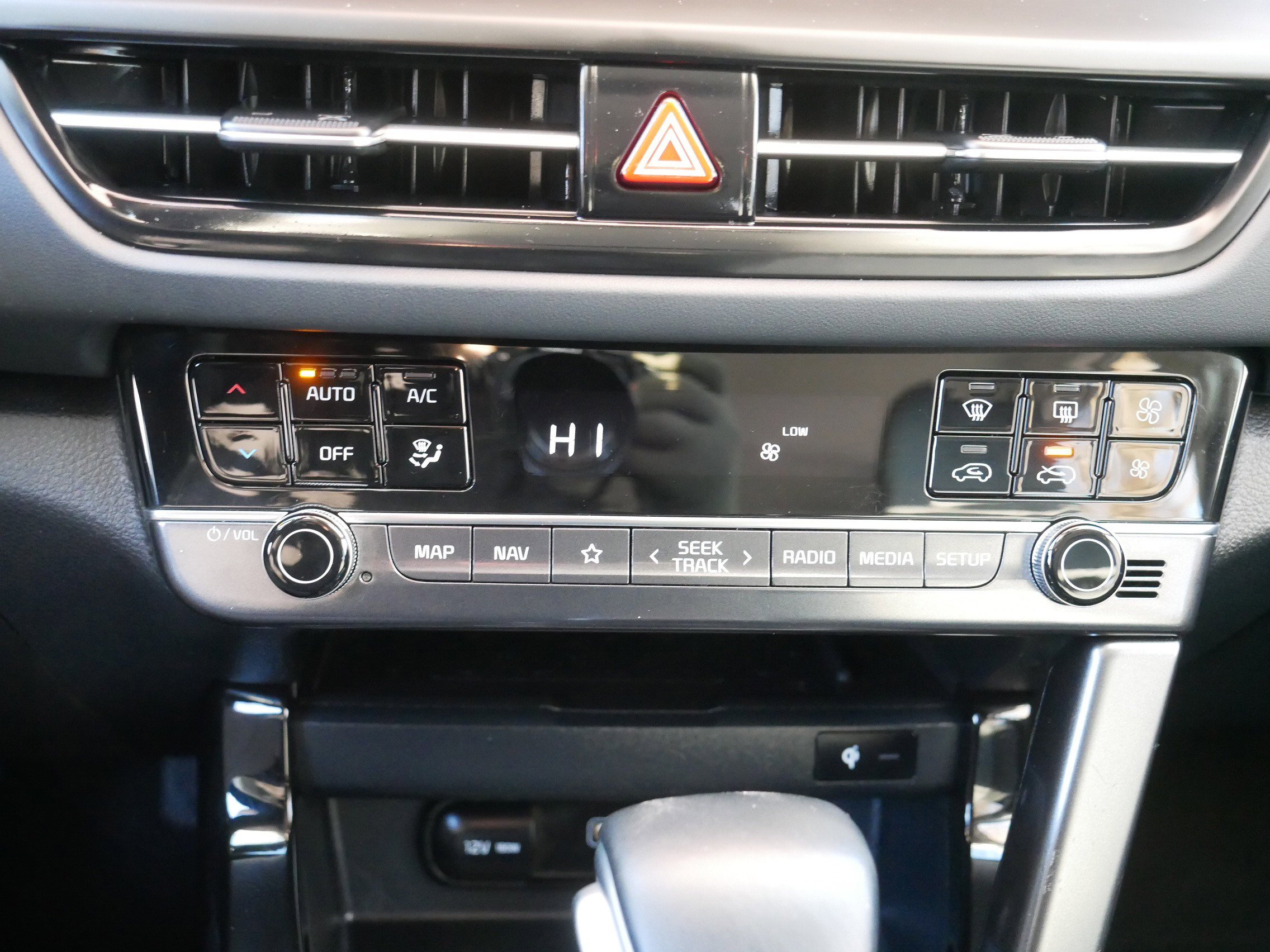 Certified 2024 Kia Seltos EX image 23