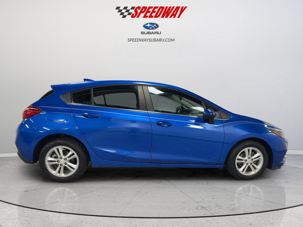 Used 2018 Chevrolet Cruze LT w/ Convenience Package image 11