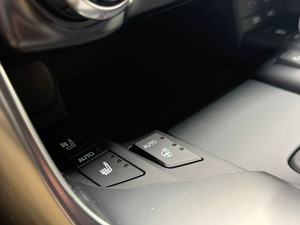 New 2026 Lexus LX 700h F Sport AWD/4WD image 33