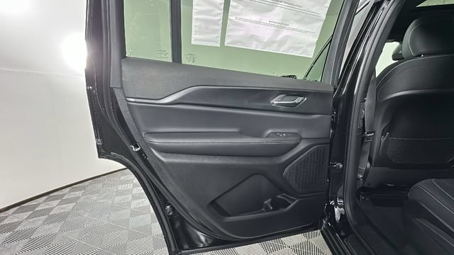 New 2026 Jeep Grand Cherokee L Laredo AWD/4WD image 12