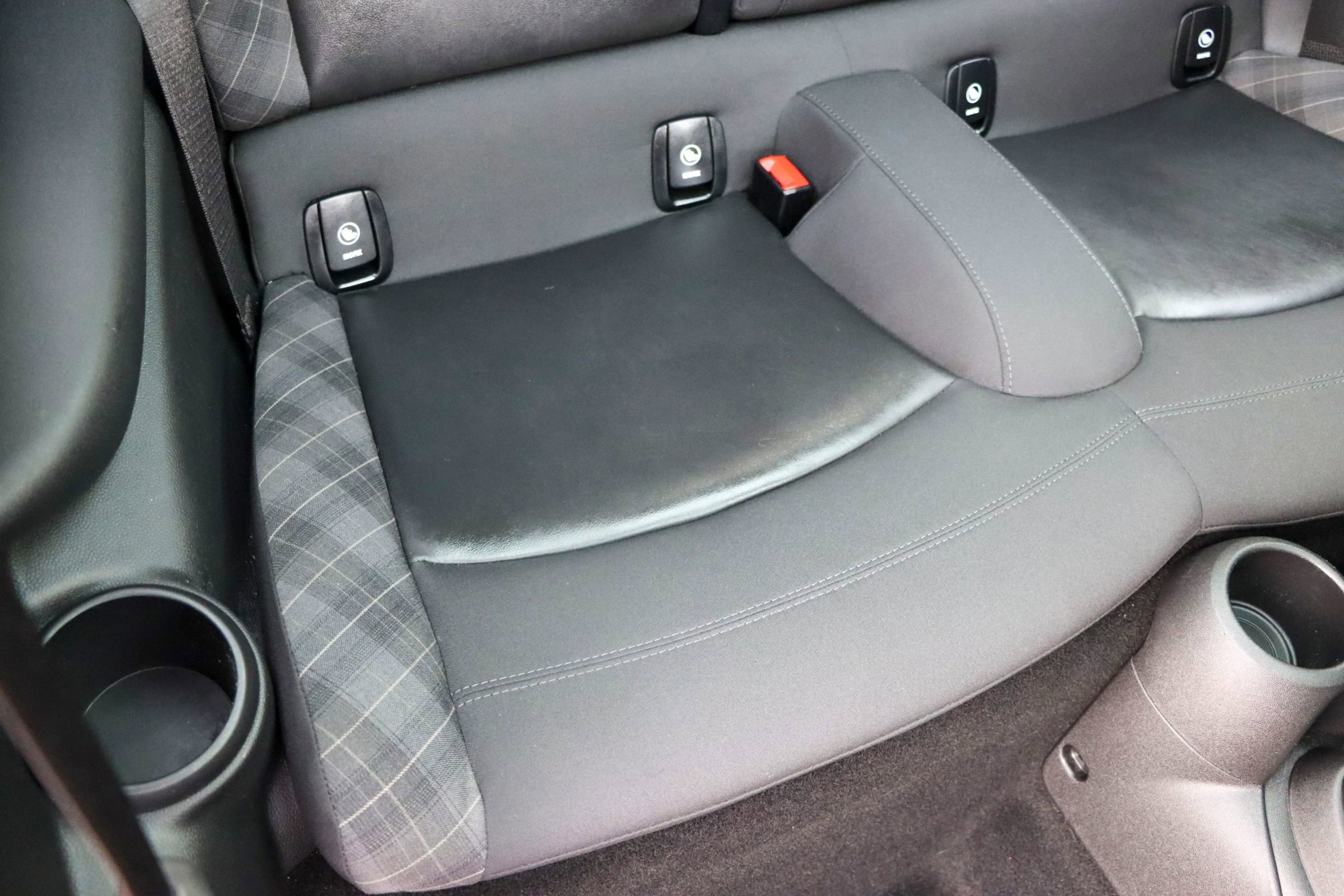 Used 2017 MINI Cooper S image 18