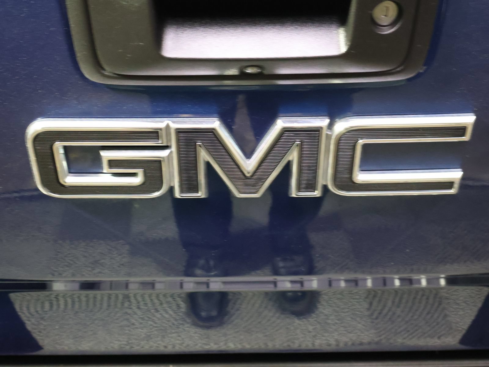 Used 2018 GMC Sierra 1500 SLT AWD/4WD image 8