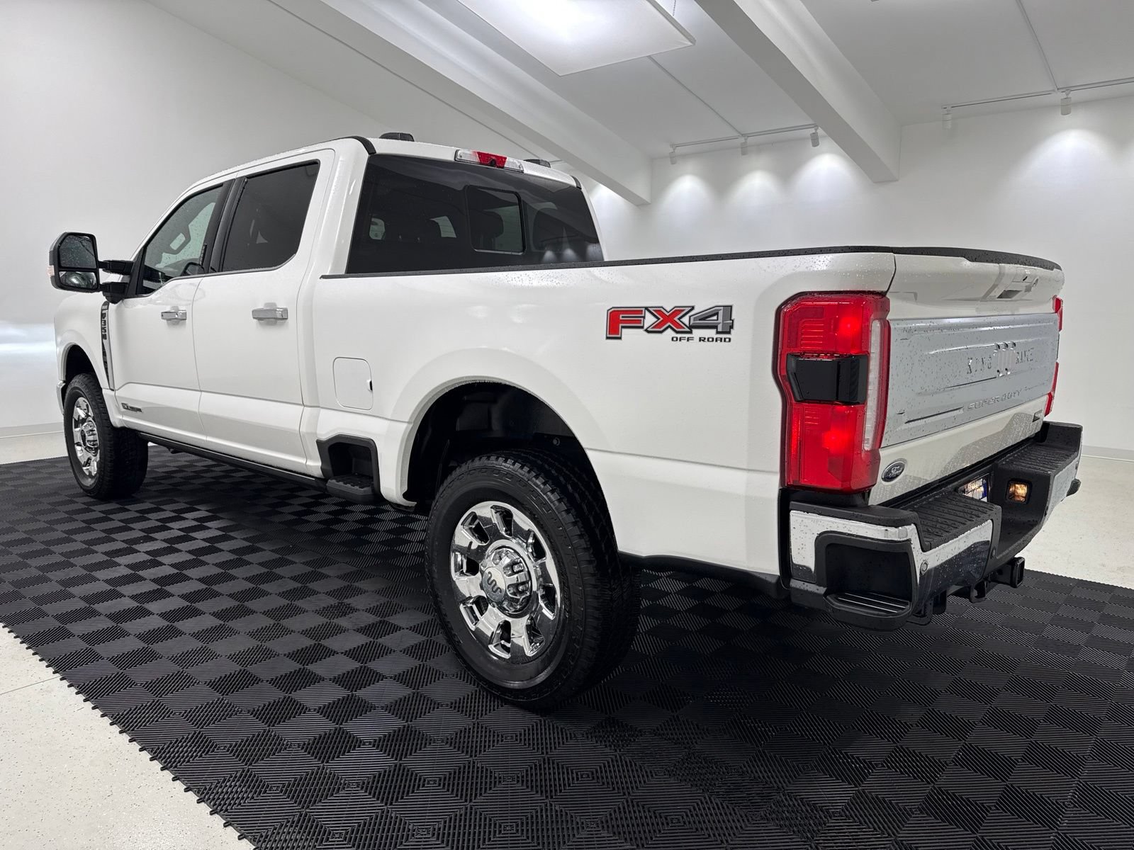 Used 2026 Ford F350 King Ranch w/ Chrome Package AWD/4WD image 5