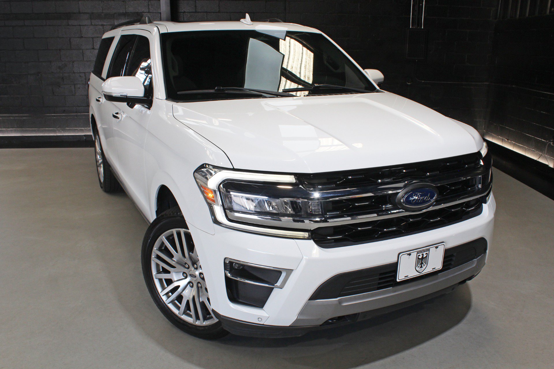 Used 2023 Ford Expedition Max Limited AWD/4WD image 7