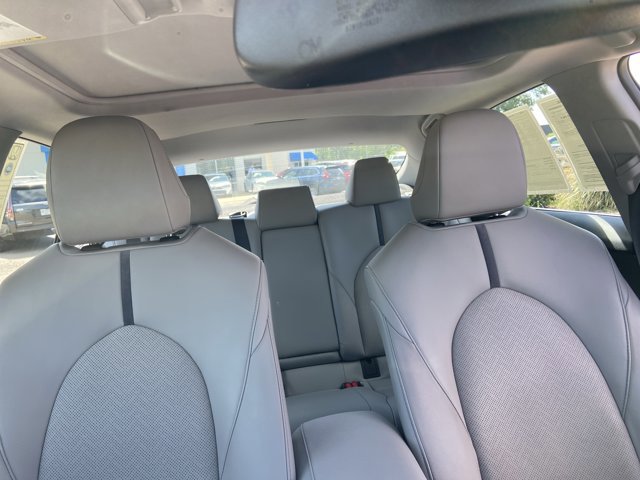 Used 2024 Toyota Camry XLE image 19