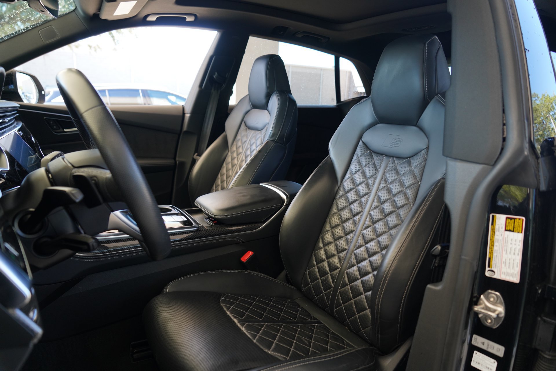 Used 2023 Audi SQ8 Premium Plus w/ Executive Package AWD/4WD image 11